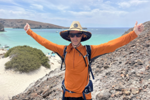 What is the Best Clothing to Wear for Bird Watching